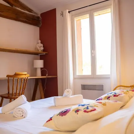 Climatisée Avec Piscine à Apartamento Sanary-sur-Mer